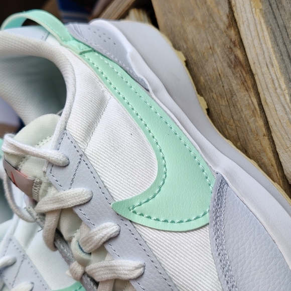 Nike Waffle Debut white mint foam men's size 9 - Picture 3 of 13